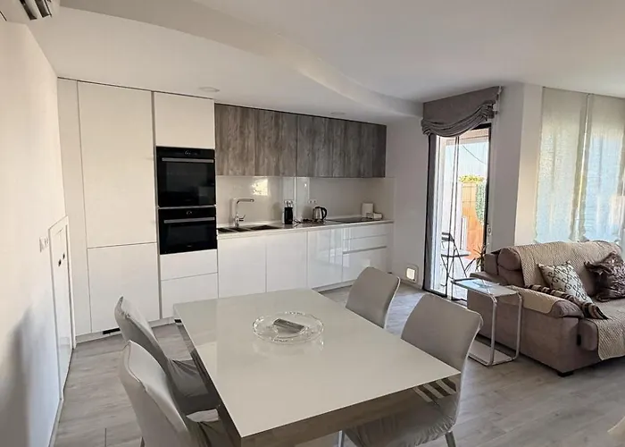 Apartamentos Condal - Duplex O Planta Baja Con Jacuzzi & Bbq Appartement